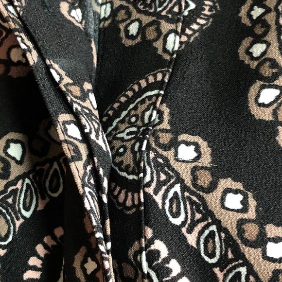 📌 Loft Retro Design A-Line Dress with Ruffle Hem and Long Sleeves - Picture 9 of 12